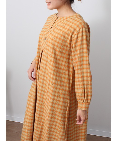 MB mint breeze(エムビーミントブリーズ)の「【M~5L 大きいサイズ】チェック柄 Aライン ワンピース(ワンピース・レディース・ネイビー/オレンジ・LL/3L/4L/5L/L/M)」の15枚目の写真