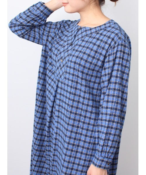 MB mint breeze(エムビーミントブリーズ)の「【M~5L 大きいサイズ】チェック柄 Aライン ワンピース(ワンピース・レディース・ネイビー/オレンジ・LL/3L/4L/5L/L/M)」の8枚目の写真