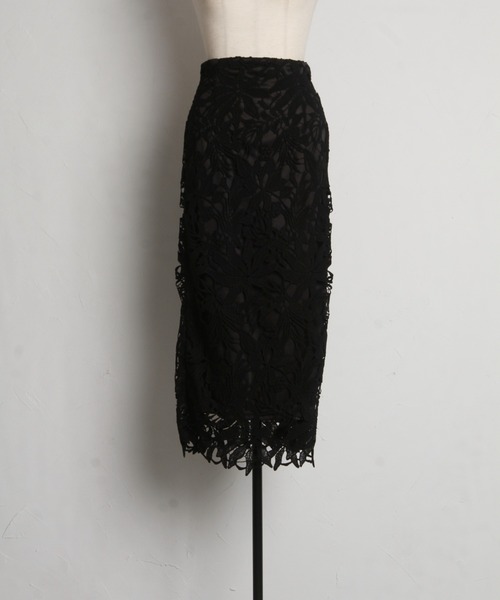 tocco closet（トッコ　クローゼット）の「【ZOZO限定】カットワークフラワーレース刺繍タイトスカート（スカート・レディース・ピンク系その他/オフホワイト/チャコールグレー/ミント/グレー系その他/ブラック/ベージュ・M/S）」の13枚目の写真