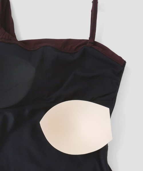 San-ai Resort 三愛水着楽園(サンアイリゾート サンアイミズギラクエン)の「インポートファブリック ワンピース水着 9M・11L【San-ai Resort(サンアイリゾート)】(水着・レディース・ブラック/ブラウン/カーキ・9号/11号)」の17枚目の写真