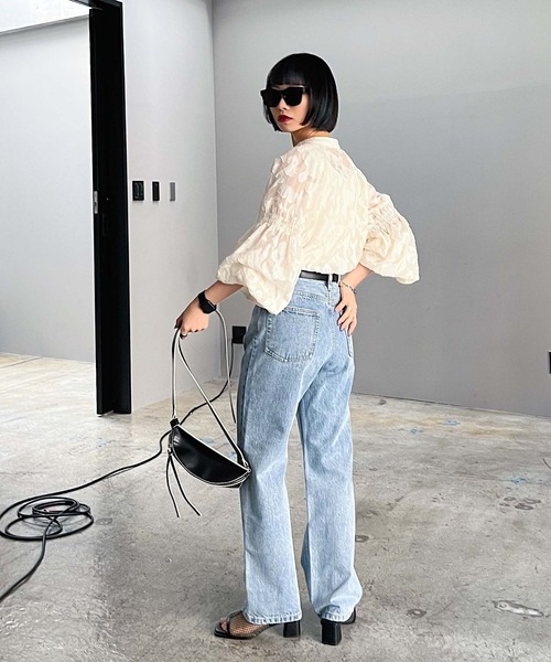 PAGEBOY（ページボーイ）の「ソフトレースジャガードブラウス（シャツ/ブラウス・レディース・ブラック/オフホワイト/グレイッシュベージュ・FREE）」の10枚目の写真