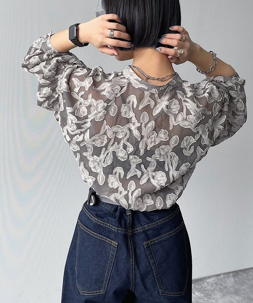 PAGEBOY（ページボーイ）の「ソフトレースジャガードブラウス（シャツ/ブラウス・レディース・ブラック/オフホワイト/グレイッシュベージュ・FREE）」の15枚目の写真