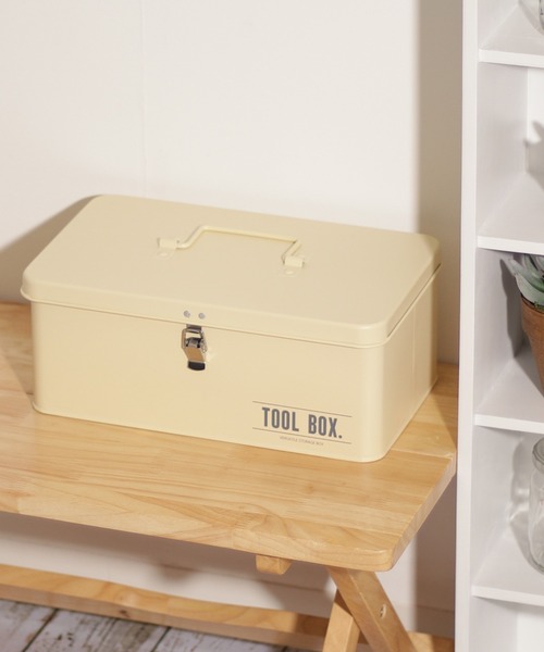 LBC(エルビーシー)の「ウティ・ボックス(収納グッズ・レディース・オフホワイト/ネイビー/レッド/グリーン・FREE)」の2枚目の写真