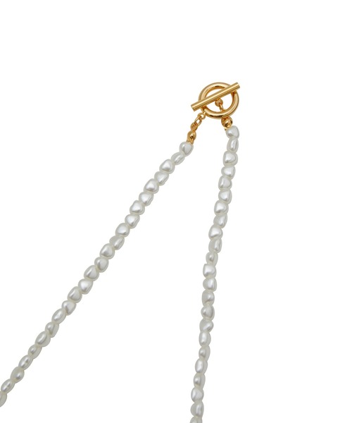 ADAM ET ROPE'(アダムエロペ)の「【LES BIJOUX】ニュアンスパールチョーカー(ネックレス・レディース・ホワイト系その他2・FREE)」の6枚目の写真