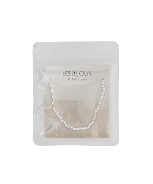 ADAM ET ROPE'(アダムエロペ)の「【LES BIJOUX】ニュアンスパールチョーカー(ネックレス・レディース・ホワイト系その他2・FREE)」の7枚目の写真