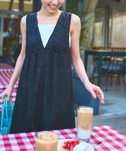 ｼｱｰｼﾞｬｶﾞｰﾄﾞVﾈｯｸﾜﾝﾋﾟｰｽ