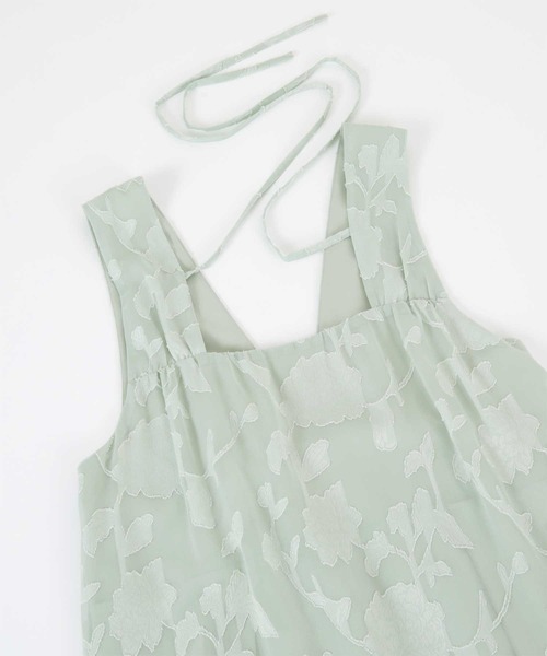 titivate(ティティベイト)の「シアージャガードVネックワンピース(ワンピース・レディース・ライトグリーン/アイボリー/ブラック・S/M/L)」の8枚目の写真