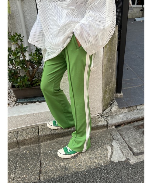 WC（ダブル シー）の「ラインフレアジャージパンツ（スウェットパンツ・レディース・ピンク/ブラック/グリーン/ライトパープル・FREE）」の17枚目の写真