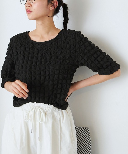 forksy.(フォルクシー)の「【forksy.】シャーリングチェック半袖カットソー(Tシャツ/カットソー・レディース・ピンク/ホワイト×ブラック/アイボリー/ブラック/ライトブルー・FREE)」の3枚目の写真