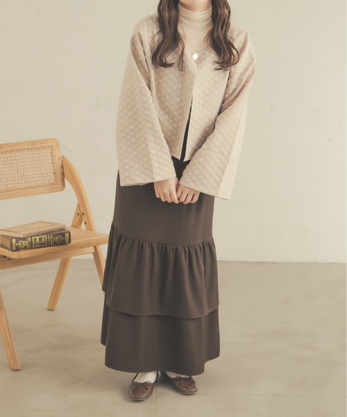 Ambre Neige（アンブルネージュ）の「花柄ジャガード袖スリットトップス／【WEB/EC限定商品】（Tシャツ/カットソー・レディース・アイボリー/ライトベージュ・FREE）」の4枚目の写真