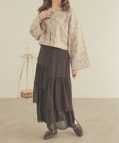 Ambre Neige（アンブルネージュ）の「花柄ジャガード袖スリットトップス／【WEB/EC限定商品】（Tシャツ/カットソー・レディース・アイボリー/ライトベージュ・FREE）」の6枚目の写真