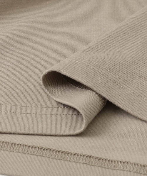 Champion(チャンピオン)の「Champion 3/4SLEEVE T-SHIRTS(Tシャツ/カットソー・レディース・ブラック/ベージュ系その他/ホワイト・SMALL)」の9枚目の写真