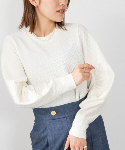 NOLLEY’S（ノーリーズ）の「シャーリングジャガードプルオーバーカットソー（Tシャツ/カットソー・レディース・オフホワイト/ブラック/ミント・38）」の2枚目の写真