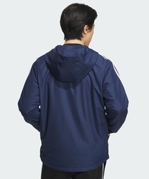 adidas（アディダス）の「アディカラー ウインドブレーカー