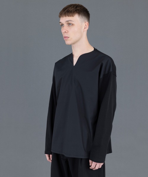 FORTUNA HOMME（フォルトゥナオム）の「FORTUNAHOMME Keyneck Docking L/S Tee（Tシャツ/カットソー・メンズ・ブラック/ホワイト・2/1）」の3枚目の写真