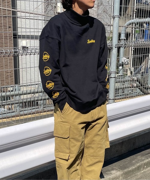 SPALDING（スポルディング）の「【 SPALDING / スポルディング 】オーバーサイズド タートルネック スウェットシャツ  BIGSIZE TURTLENECK SWEATSHIRTS（スウェット・メンズ・ホワイト/ブラック・X-LARGE/LARGE/MEDIUM/SMALL）」の3枚目の写真