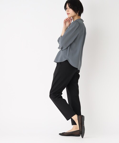 index（インデックス）の「◆2WAY パール調ボタンジョーゼットブラウス（シャツ/ブラウス・レディース・チャコールグレー/ライトベージュ/ライトブルー・36/38/40/42）」の11枚目の写真