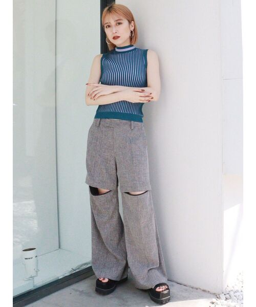 MURUA（ムルーア）の「ミニマルストライプニット（ニット/セーター・レディース・ブラック/ベージュ/ブルー・FREE）」の16枚目の写真