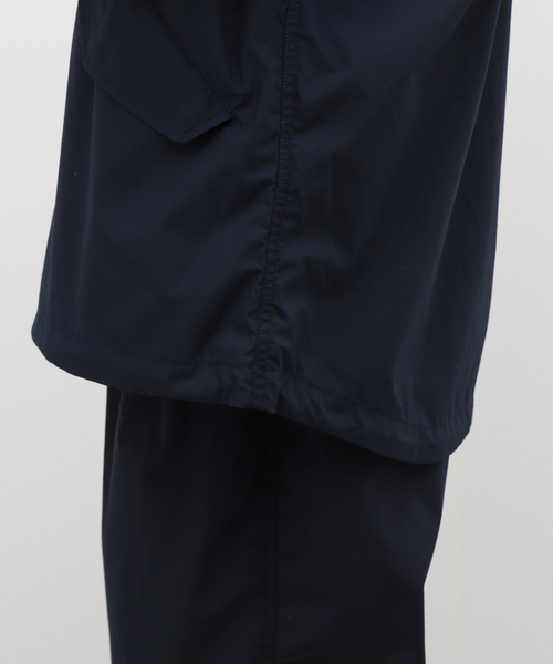nanamica(ナナミカ)の「【nanamica / ナナミカ】Hooded Jacket #SUAS335(マウンテンパーカー・メンズ・グリーン/ネイビー・SMALL/MEDIUM)」の7枚目の写真