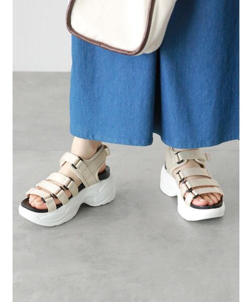 ehka sopo(エヘカソポ)の「ボリュームスポーツサンダル(サンダル・レディース・ブラック/グレー/ベージュ・LARGE/MEDIUM)」の17枚目の写真