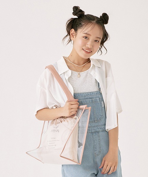 LOVETOXIC（ラブトキシック）の「パイピングビニールトートBAG【SWIM】（バックパック/リュック・キッズ・ブラック/ベージュ/サックスブルー/ピンク・FREE）」の4枚目の写真