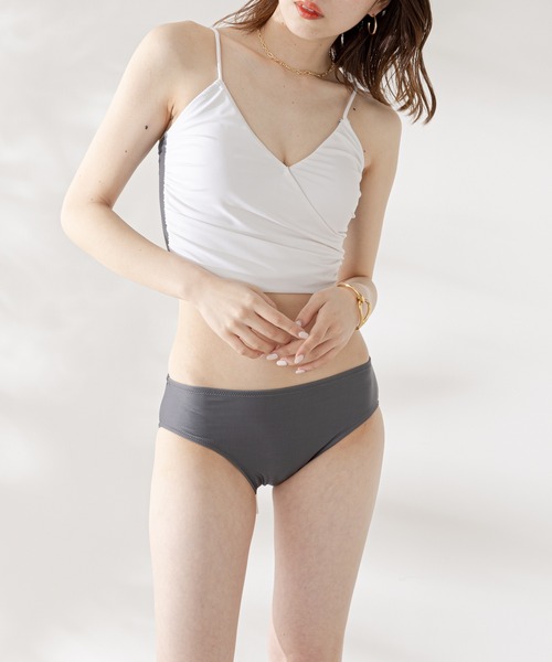 Chico（チコ）の「【水着】バイカラーカシュクール2点SET（水着・レディース・ホワイト系その他2/ブラウン系その他2・FREE）」の6枚目の写真