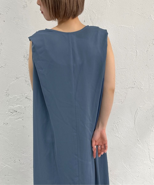apres jour mignon（アプレジュールミニョン）の「2WAYカッティングフレアワンピース【ZOZOTOWN限定アイテム】（ワンピース・レディース・ブルー/ブラック・SMALL/MEDIUM/X-LARGE）」の13枚目の写真