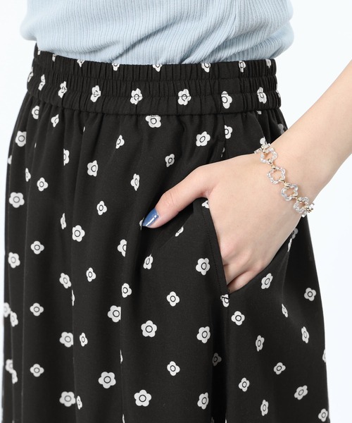 MARY QUANT（マリークワント）の「4ペタルレトロプリント