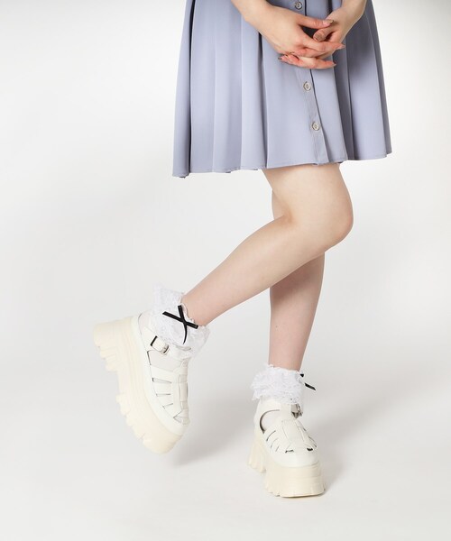 cs T&P(シーエスティーアンドピー)の「ボリューム厚底ソール グルカサンダル(サンダル・レディース・ブラック/アイボリー・S/M/L/LL)」の15枚目の写真