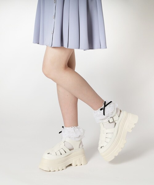 cs T&P(シーエスティーアンドピー)の「ボリューム厚底ソール グルカサンダル(サンダル・レディース・ブラック/アイボリー・S/M/L/LL)」の16枚目の写真
