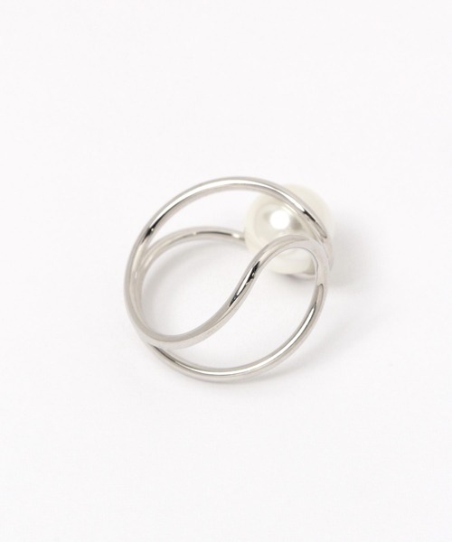 LAKOLE（ラコレ）の「パールロールラインイヤーカフ / 964416（イヤーカフ・レディース・その他1/その他2・FREE）」の3枚目の写真