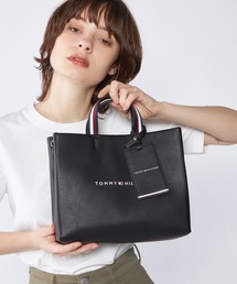 TOMMY HILFIGER | THミディアムショッパートートバッグ(ハンドバッグ)