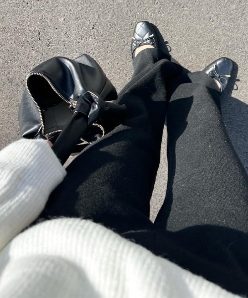 evernavy（エバーネイビー）の「総針ニットセミワイドパンツ（その他パンツ・レディース・ネイビー/ブラック・L/M）」の20枚目の写真