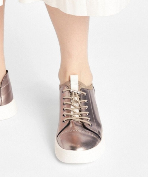 Lucida（ルシーダ）の「【light】Columba/エコ素材軽量ゴムシューレーススニーカー（スリッポン・レディース・ブラック/ピンクベージュ/ホワイト/ライトベージュ/アイボリー/グレー系その他/グレー/ライトグレー/シルバー/ブラック系その他/ピンクゴールド/ブロンズ・35/39/36/41/37/40/38）」の11枚目の写真