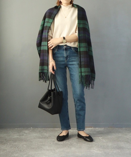 grandfleur（グランドフルール）の「【21.5cm～26.5cm】スクエアトゥリボン付きフラットパンプス（パンプス・レディース・ブラック系その他/ゴールド/ブラック・26.5cm/25.5cm/24.5cm/22.5cm/25.0cm/21.5cm/23.5cm/22.0cm/23.0cm/26.0cm/24.0cm）」の18枚目の写真