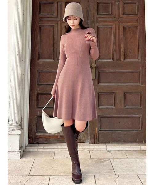 RESEXXY（リゼクシー）の「【S】ラグランスリーブニットワンピース（ワンピース・レディース・アイボリー/モカ/ブラック/チャコールグレー・FREE）」の22枚目の写真