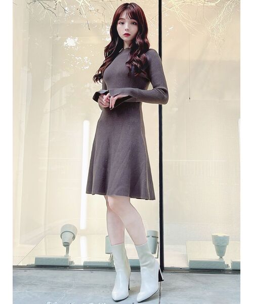 RESEXXY（リゼクシー）の「【S】ラグランスリーブニットワンピース（ワンピース・レディース・アイボリー/モカ/ブラック/チャコールグレー・FREE）」の5枚目の写真