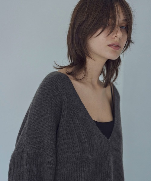 DRESSLAVE（ドレスレイブ）の「yak deep v neck pull(ヤク 深Vネック 