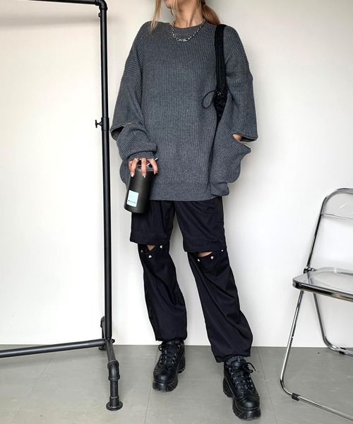 non-hedge(ノンヘッジ)の「袖ジップニットチュニック(ニット/セーター・レディース・モカ/オフホワイト/グレー/ブラック・FREE)」の7枚目の写真