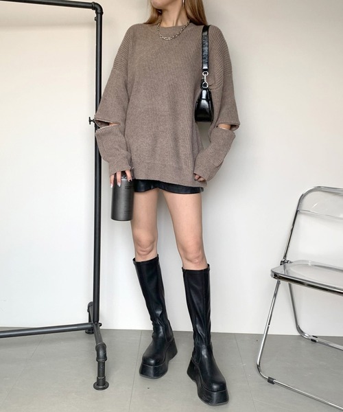 non-hedge(ノンヘッジ)の「袖ジップニットチュニック(ニット/セーター・レディース・モカ/オフホワイト/グレー/ブラック・FREE)」の11枚目の写真