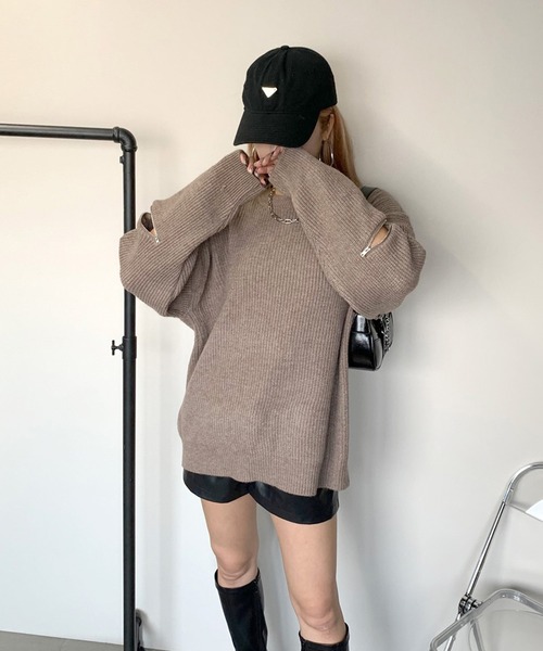 non-hedge(ノンヘッジ)の「袖ジップニットチュニック(ニット/セーター・レディース・モカ/オフホワイト/グレー/ブラック・FREE)」の12枚目の写真