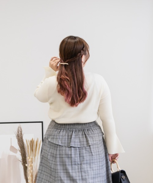 CLETTE(クレット)の「スリットフレアスリーブリブニット(ニット/セーター・レディース・ブラック/アイボリー/ブルー・3L/4L/LL)」の7枚目の写真