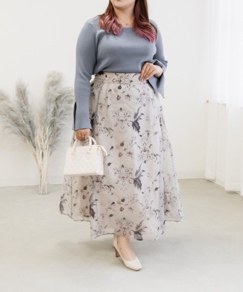CLETTE(クレット)の「スリットフレアスリーブリブニット(ニット/セーター・レディース・ブラック/アイボリー/ブルー・3L/4L/LL)」の12枚目の写真