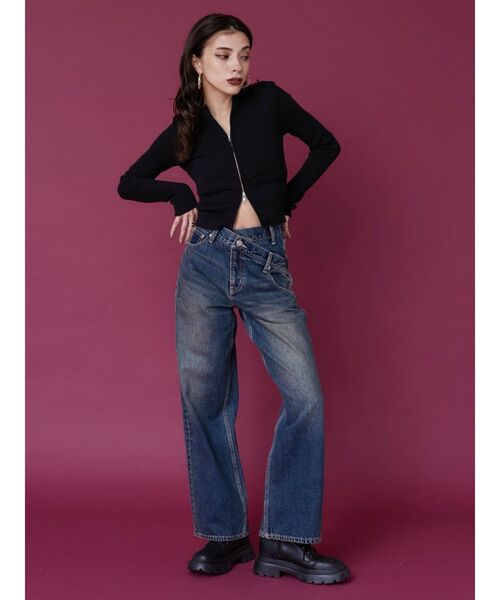 EVRIS(エヴリス)の「クロスウエストワイドデニムパンツ(デニムパンツ・レディース・グレー/インディゴブルー・SMALL/MEDIUM)」の4枚目の写真