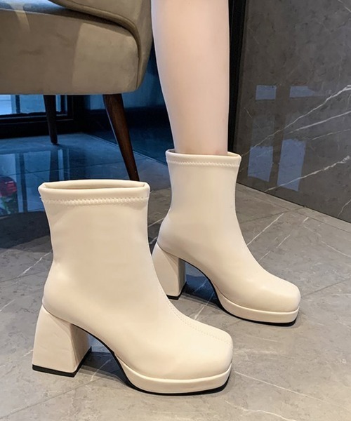 Miniministore(ミニミニストア)の「ショートブーツ レディース 裏起毛ブーツ(ブーツ・レディース・ブラック/ベージュ/アイボリー・22.5cm/24.0cm/23.0cm/24.5cm/23.5cm)」の6枚目の写真