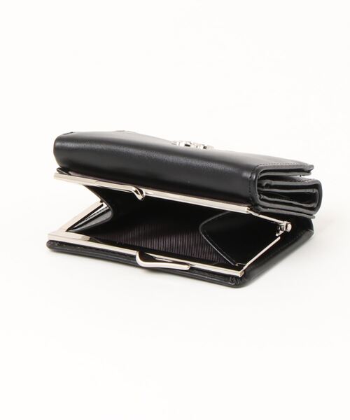 SPINNS（スピンズ）の「チェリーデザイン 合皮三つ折りミニウォレット（財布・レディース・ピンク/ブラック/アイボリー・ONESIZE）」の7枚目の写真