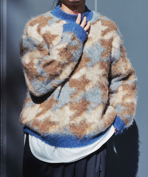 JOURNAL STANDARD relume（ジャーナルスタンダード　レリューム）の「CALIFORNIA シャギーパターン クルーネックニット（ニット/セーター・メンズ・サックスブルー/ベージュ系その他/ブラック・LARGE/MEDIUM）」の2枚目の写真