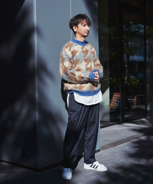 JOURNAL STANDARD relume（ジャーナルスタンダード　レリューム）の「CALIFORNIA シャギーパターン クルーネックニット（ニット/セーター・メンズ・サックスブルー/ベージュ系その他/ブラック・LARGE/MEDIUM）」の4枚目の写真