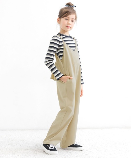 Bee des Bee（ビーデスビー）の「バックフリル オールインワンパンツ（サロペット/オーバーオール・キッズ・パープル/ブラック・100cm/110cm/120cm/130cm/140cm/150cm）」の14枚目の写真