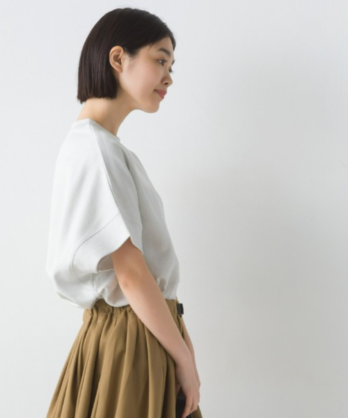 OMNES（オムネス）の「リップルダブルフェイスワイドシルエット半袖プルオーバー（Tシャツ/カットソー・レディース・ベージュ/ブラック/ホワイト/ラベンダー/ネイビー・FREE）」の7枚目の写真